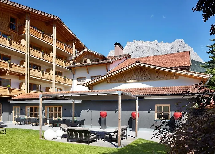 Der Gruene Baum Mountain Boutique Hotel